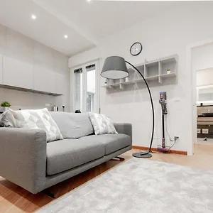 https://realkasa-amendola-apartment.emilia-romagnahotels.net