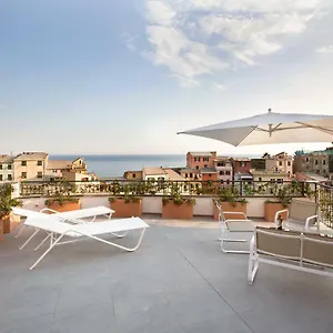 https://the-sunset-suite-vernazza.hotelitalianriviera.com